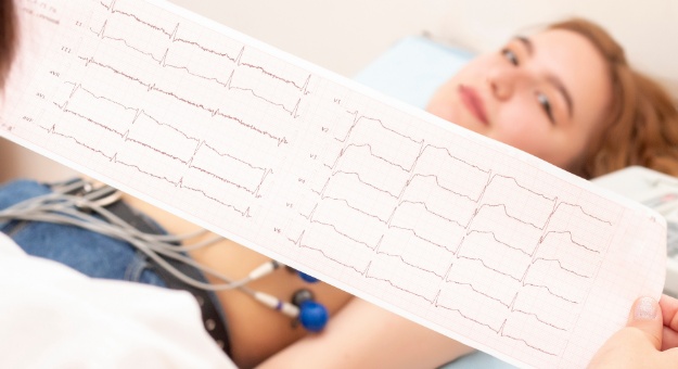 Auxiliar en Cardiología